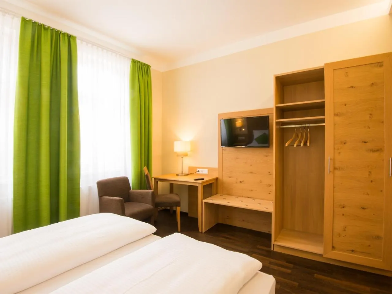 Hotel Brauereigasthof Amberger Kosching 3*,  Germany